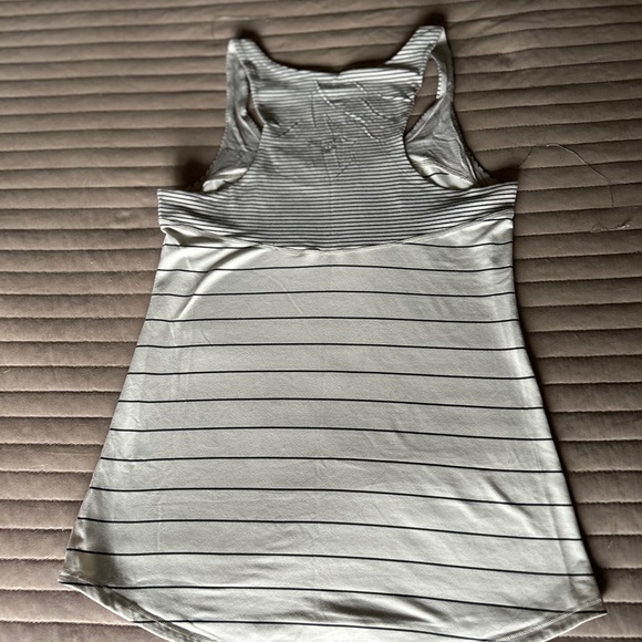 Lululemon First Base Tank Top - Picture 6 of 7